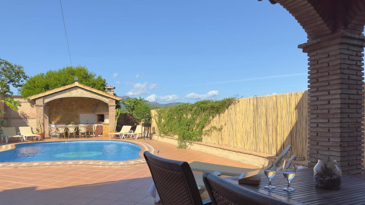 Chalet El Parral - Piscina Y Sala De Cine Малага Экстерьер фото